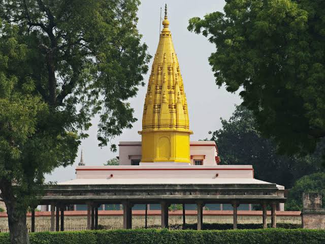 Varanasi Prayagraj Ayodha - Uttar Pradesh Tour