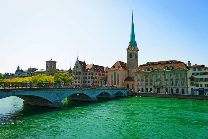 16 Days And 15 Nights Europe Tour Package