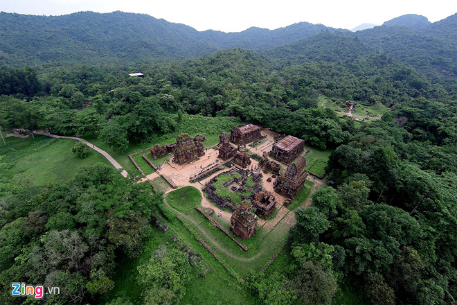 Da Nang - Hue - Hoi An the World Heritage Road