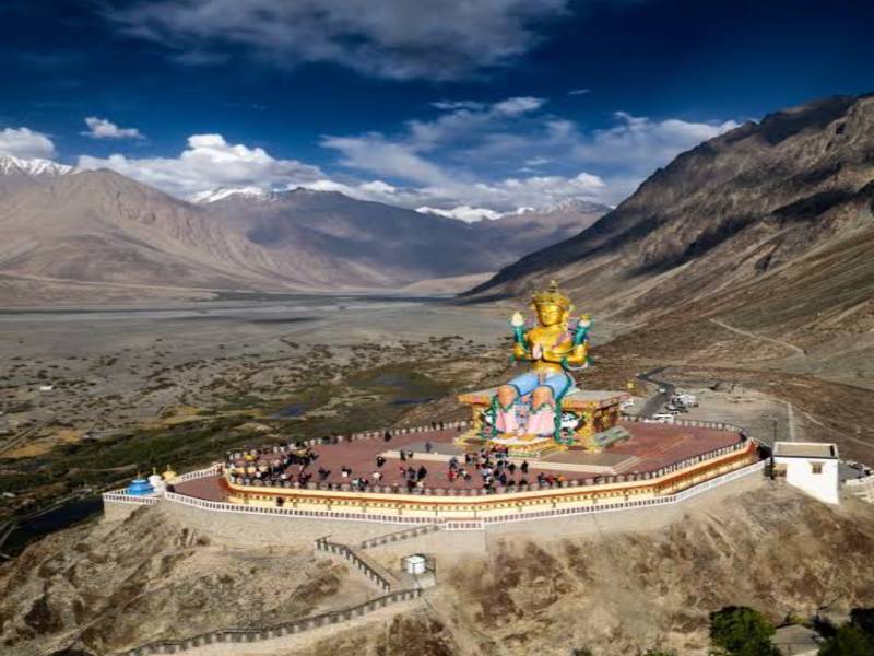 9 Nights - 10 Days Ultimate Ladakh Package