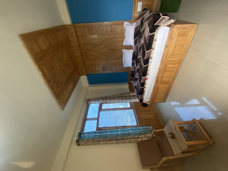 Backpackers Hotel in Kasol