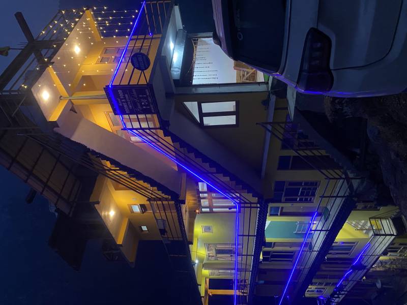 Backpackers Hotel in Kasol