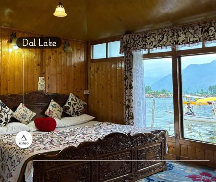 4 Nights 5 Days Kashmiri Tour Package