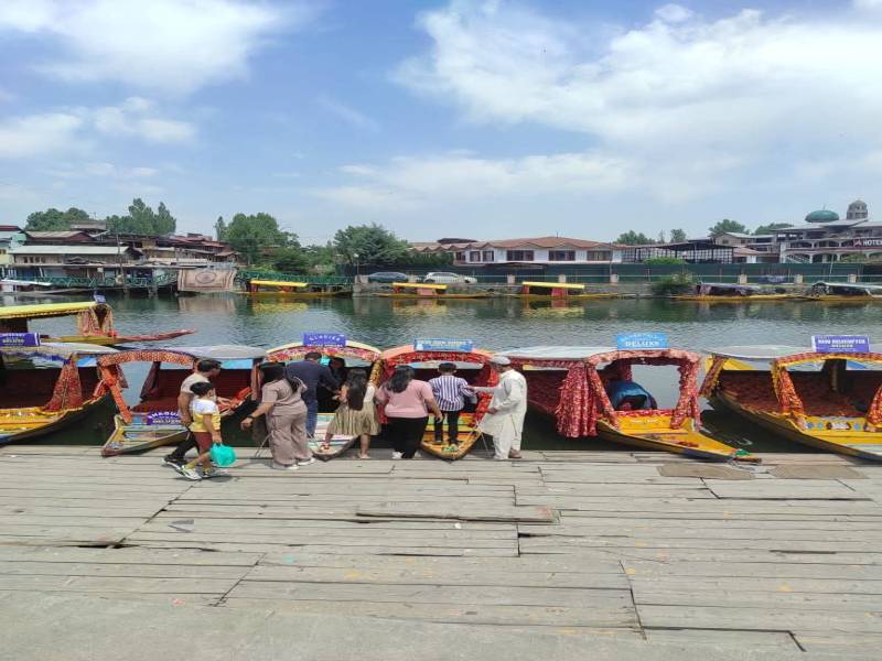 6 Nights /7 Days Kashmir Tour package