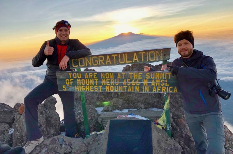 4 Days Mount Meru Climbing Tour