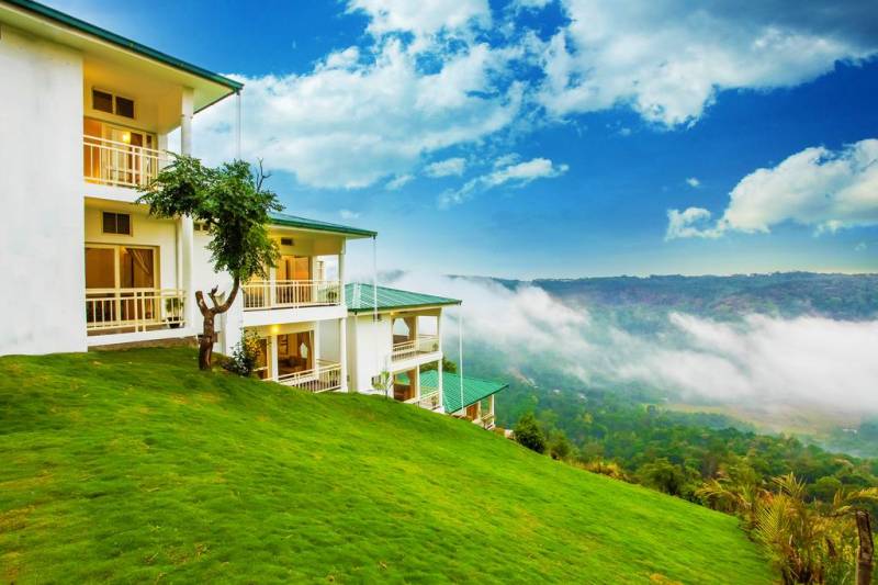 Munnar Tour 1 Night / 2 Days