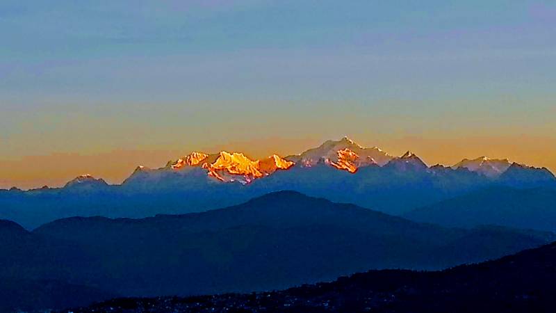 Charkhole, Kalimpong, Sitong, Dooars, Darjeeling, Jhandi Economic Tour Package