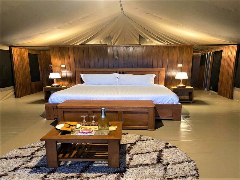 Ngorongoro Crater - Tarangire and Serengeti National Parks Tour