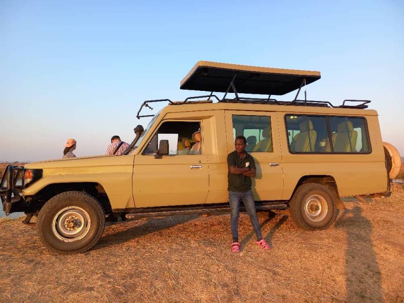 Ngorongoro Crater - Tarangire and Serengeti National Parks Tour