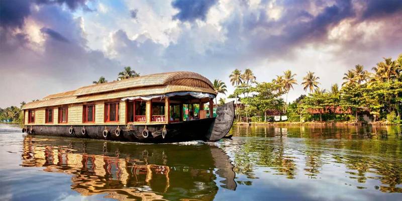 Kerala Backwaters Tour