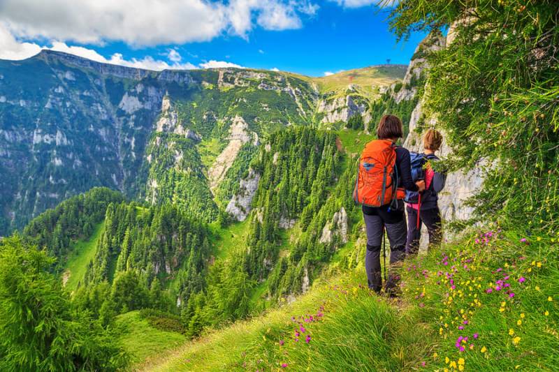 Valley of Flowers Trek with Hemkund Sahib, Uttarakhand