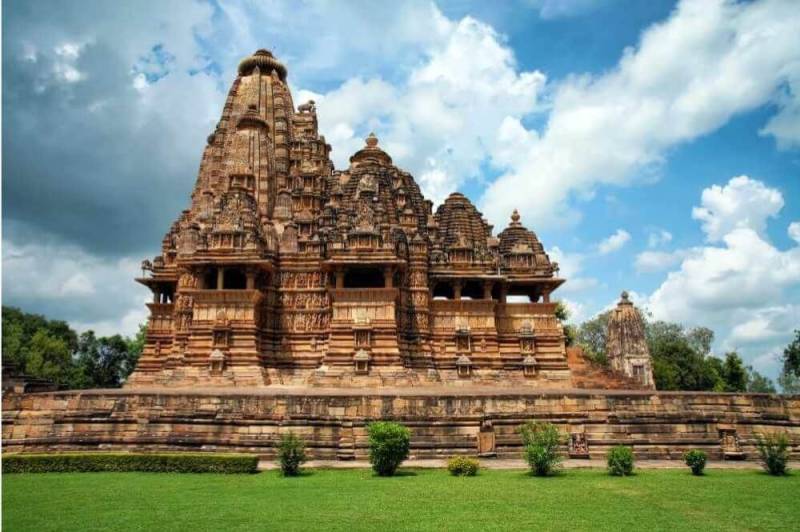 Charm Of Madhya Pradesh 3N 4D Tour