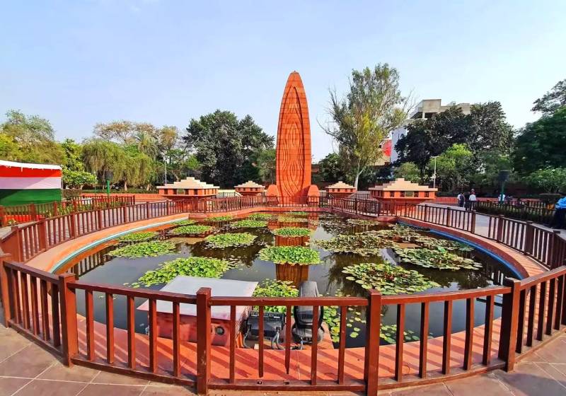 Himachal with Amritsar 13 N 14 D