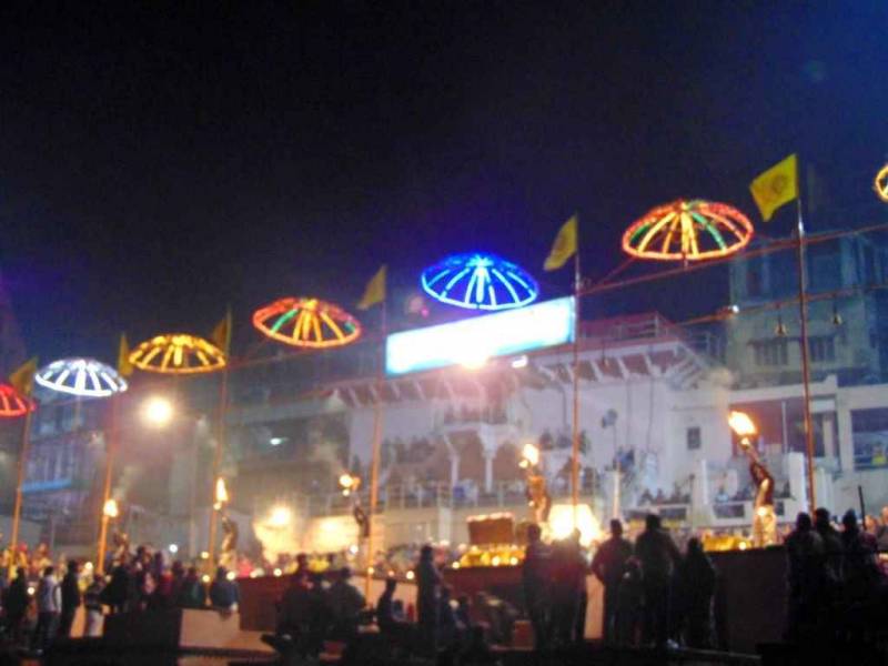 Kashi Evening Bazaar & Ganga Aarti Walk Tour