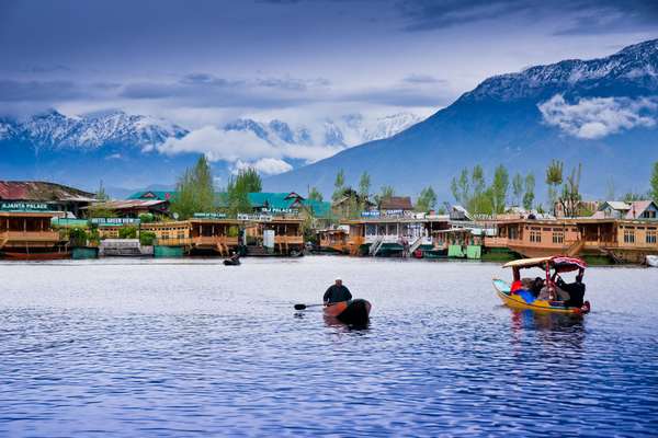 4nights / 5days New Year Manali Tour