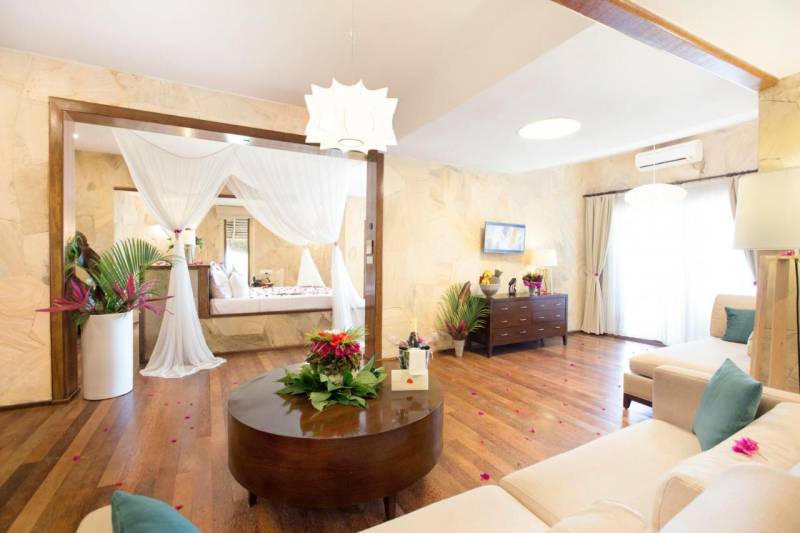 5 Nights 6 Days Zanzibar - Selous Safari Package