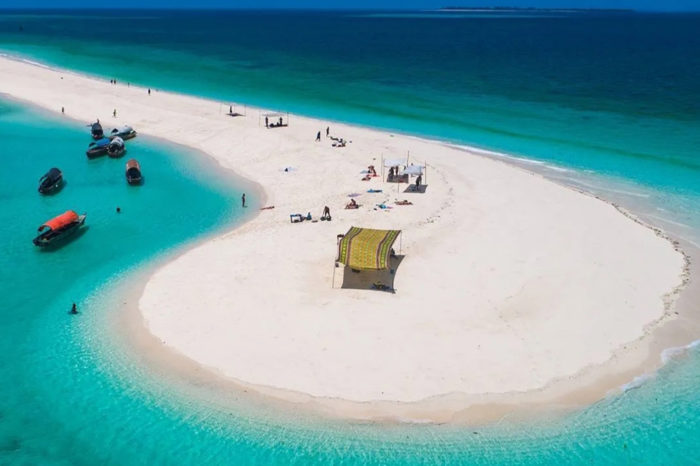 PUNGUME SANDBANK & SALAM CAVE