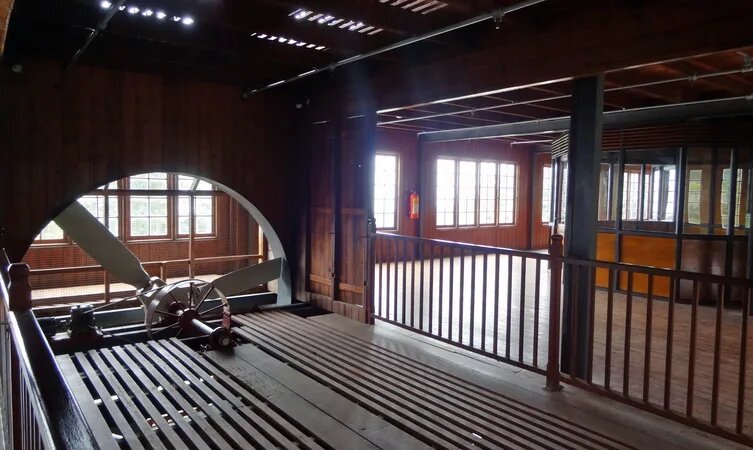 4 nights / 5 Days –2N Kandy – 1N Bentota - 1N Colombo Tour