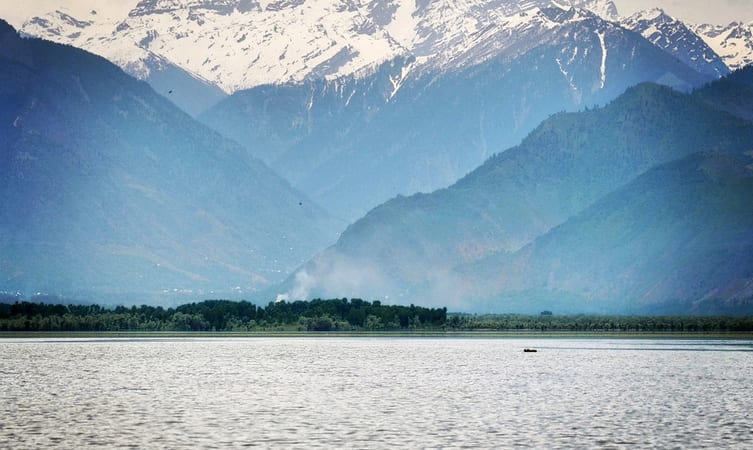 SPARKLING KASHMIR 06 Nights - 07 days