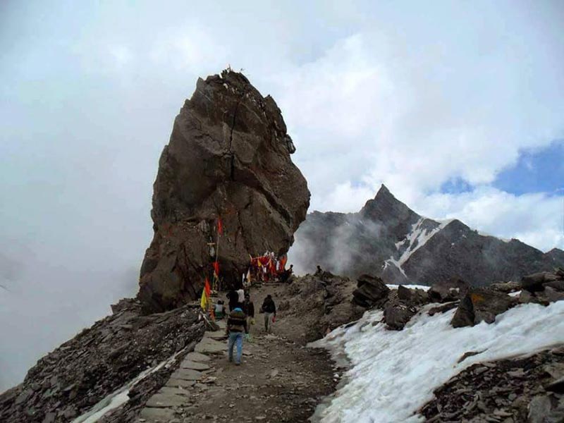 7 Night - 8 Days Shrikhand Mahadev Tour Package Image