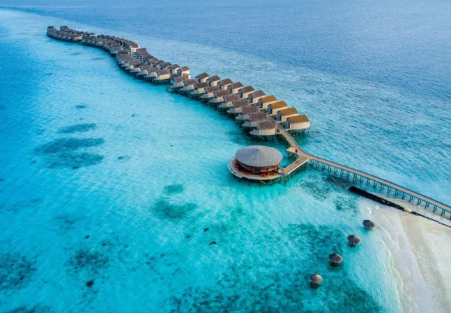 Centara Ras Fushi Split Stay 3 Nights/4 Days