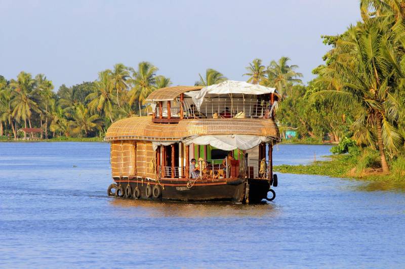 4 Nights 5 Days Kerala Package