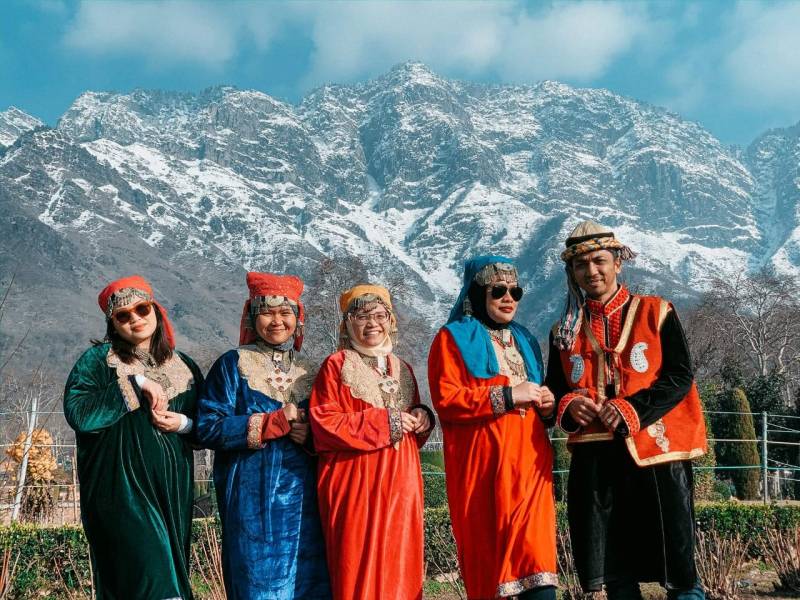 5 Nights 6 Days Jammu Kashmir Tour