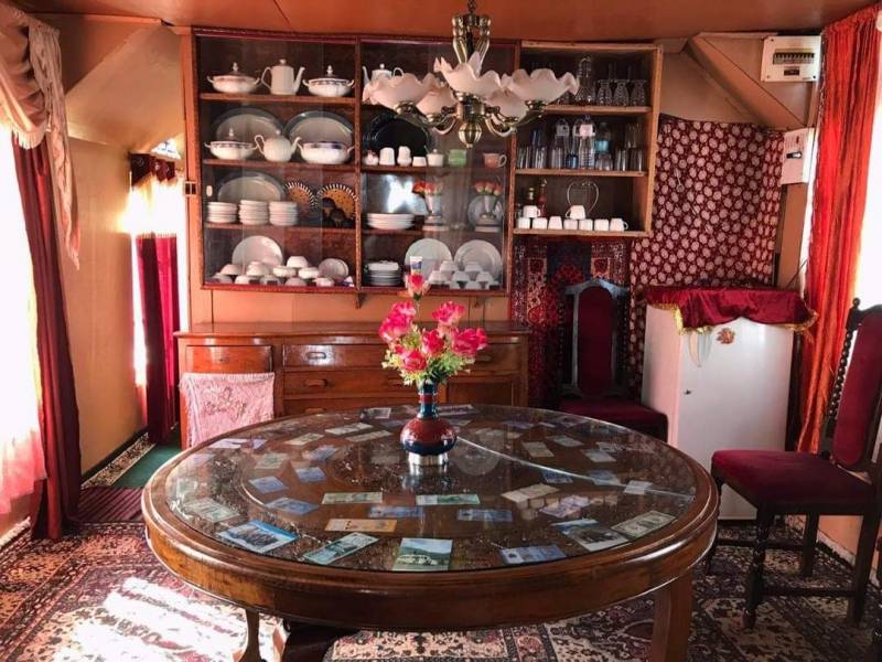 Kashmir 5Nights 6 Days Travel Package