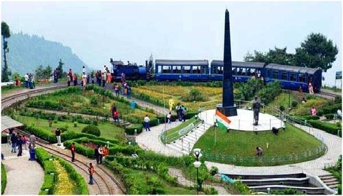 Darjeeling - Pelling - Gangtok - Kalimpong Tour