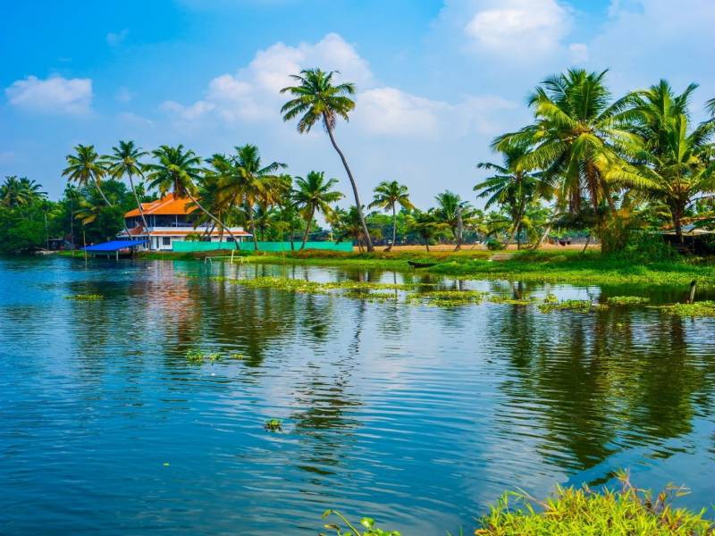Kerala Honeymoon Tour Package
