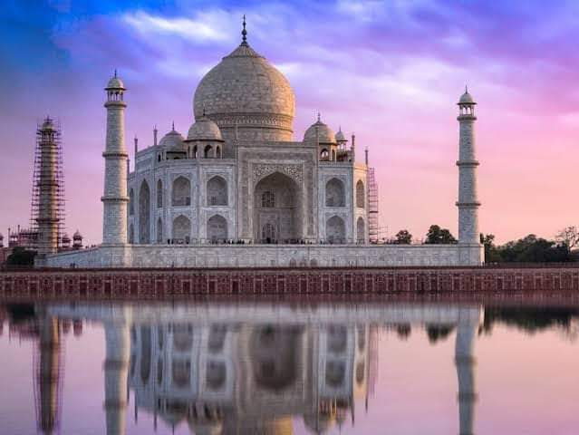 Delhi: Agra Taj Mahal Sunrise Tour