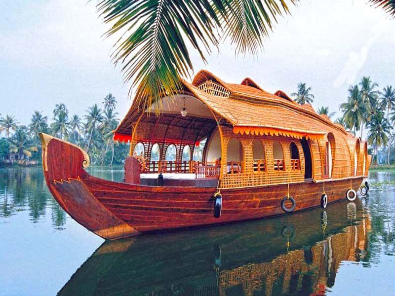 6 Nights & 7 Days Tour Package at Gods Own Country Kerala With Kodaikanal