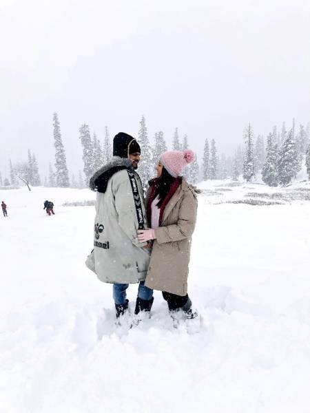 Tour Kashmir Honeymoon 5 N / 6 D