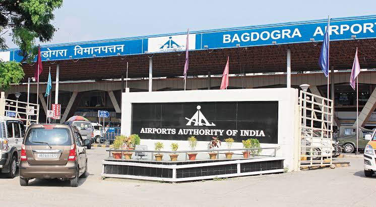Receive from Bagdogra airport and NJP to Darjeeling hill