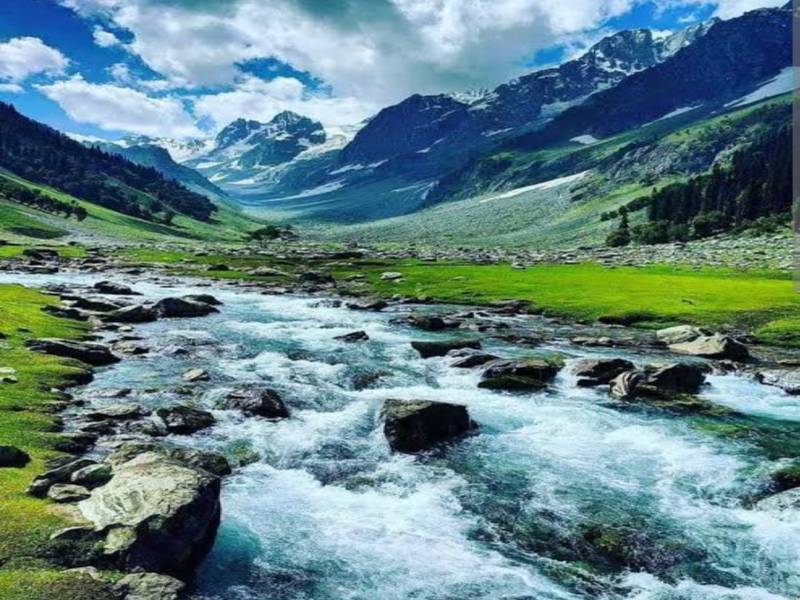 4 Nights / 5 Days Kashmir Tour