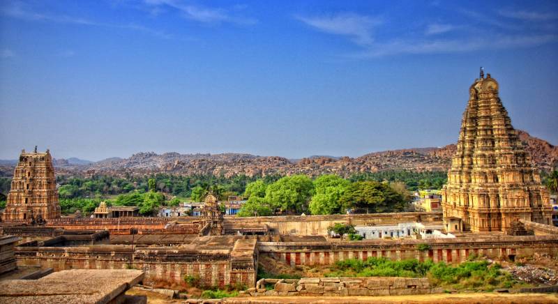 7 Days Bangalore - Hospet - Hampi - Badami - Bijapur Tour