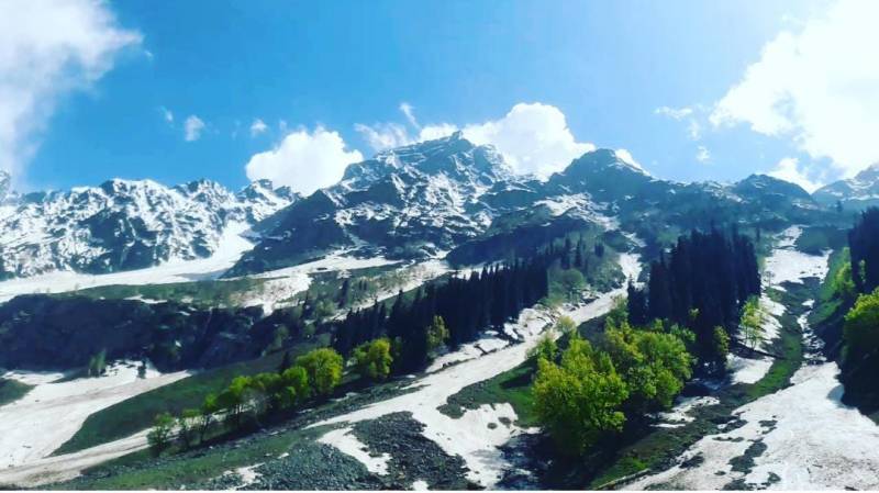 03 Night & 04 Day Srinagar - Pehalgam - Gulmarg Tour Package