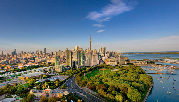 Luxurious Package Toronto Canada