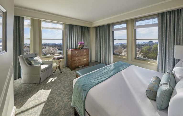 Luxurious Package Washington DCA USA