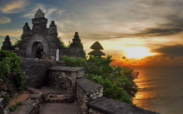 Honeymoon / Family Bali Tour Packages 5 Days / 4 Nights