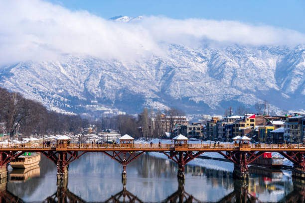 5 Night 6 Days Kashmir Tour Package