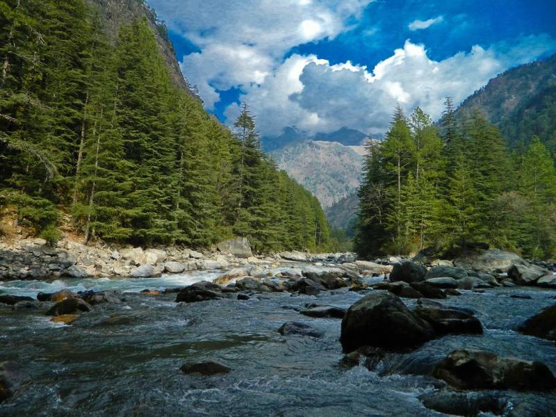 3 Night 4 days Kasol Kheerganga tour package for  06 people