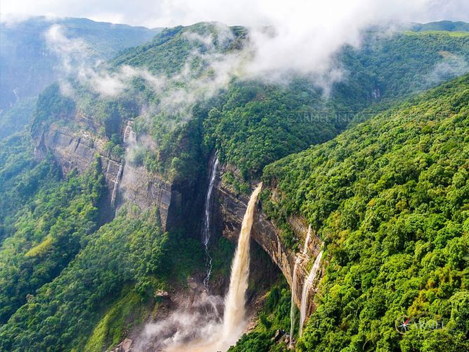 7 Night - 8 Days Meghalaya Adventure Tour