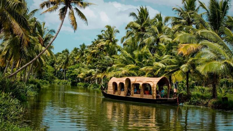 Romantic Getaway to Kerala with Candle Light Dinner