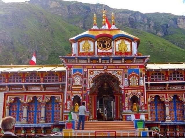 9 Nights & 10 Days Char Dham Yatra Package