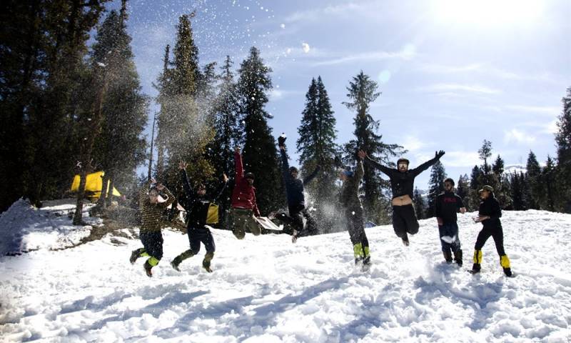 4 Night 5 Days Kedarkantha Winter Trek