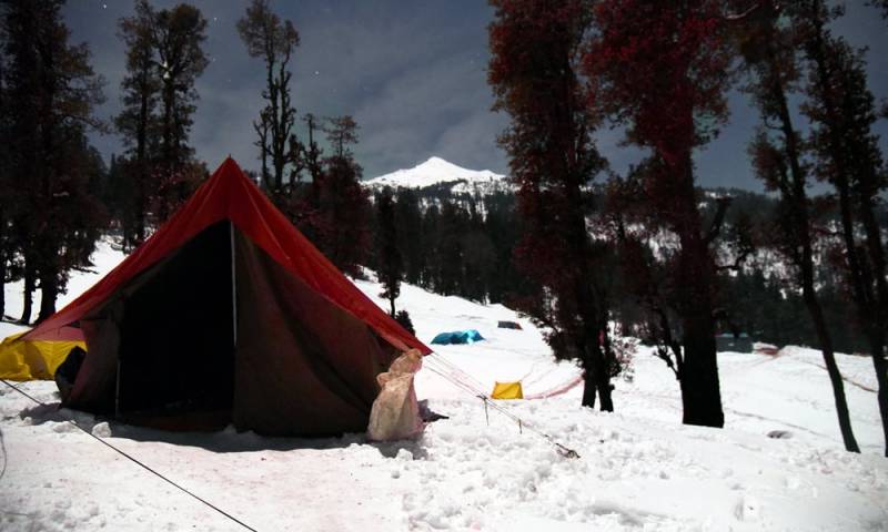 4 Night 5 Days Kedarkantha Winter Trek