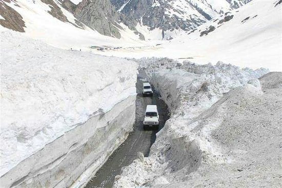 07 Night | 08 Days Vaishno Devi & Kashmir Tour