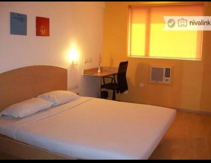 Hotel Booking Package