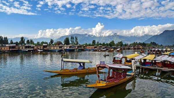 Srinagar, Welcome To The Heavenly Kashmir